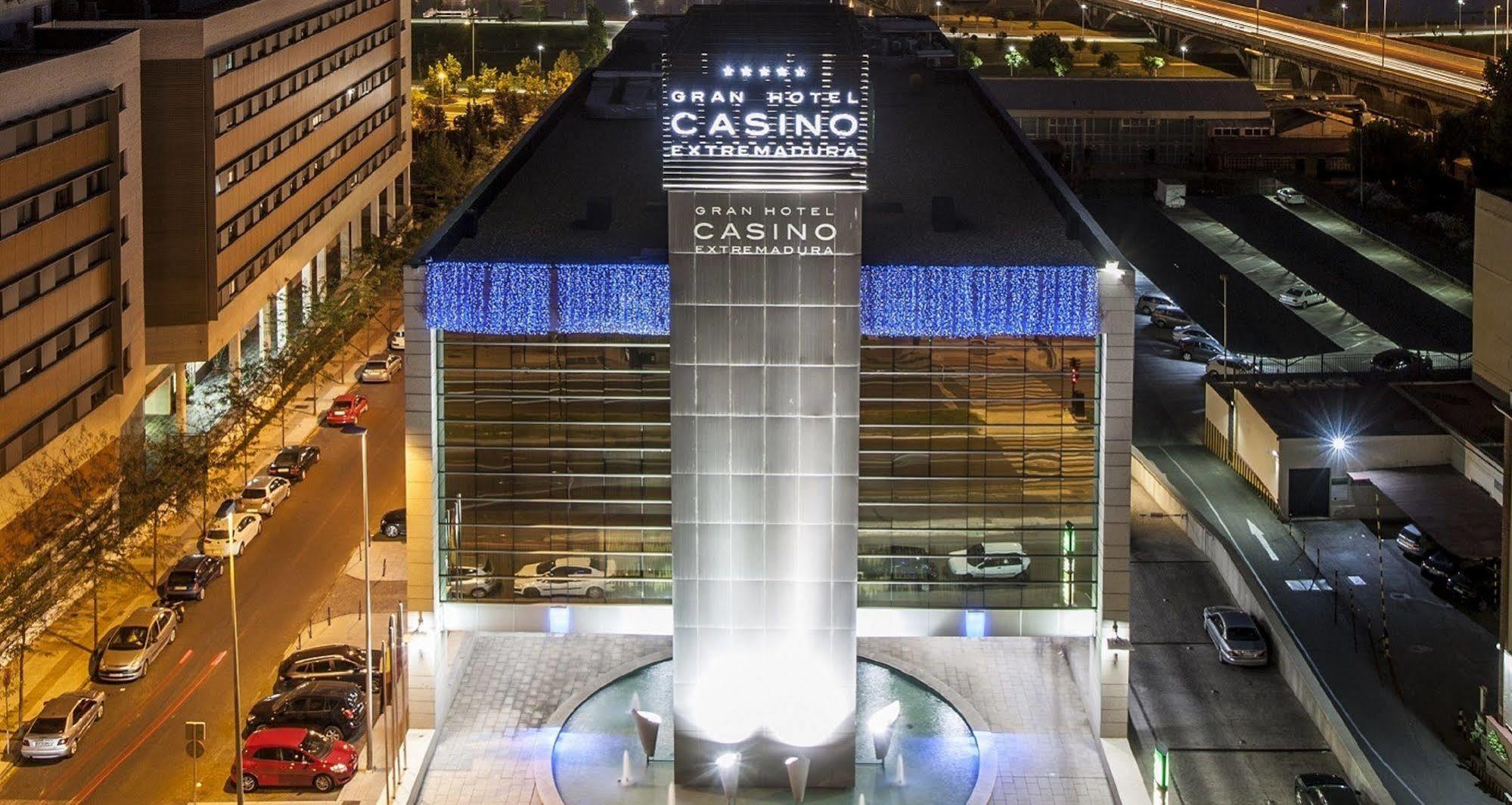 Nh Gran Hotel Casino De Extremadura Badajoz Exterior photo Casino Lisboa